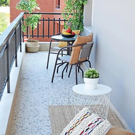 Appartement Cretesuites - Urban With Pool - 500m To The