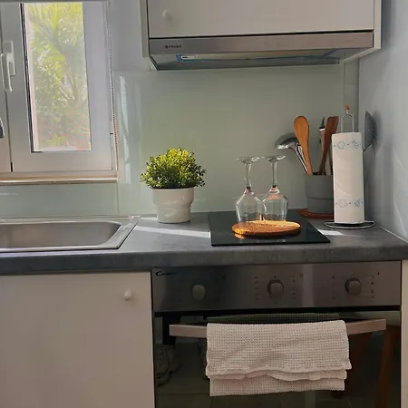 Cretesuites - Urban With Pool - 500m To The * Rethymno