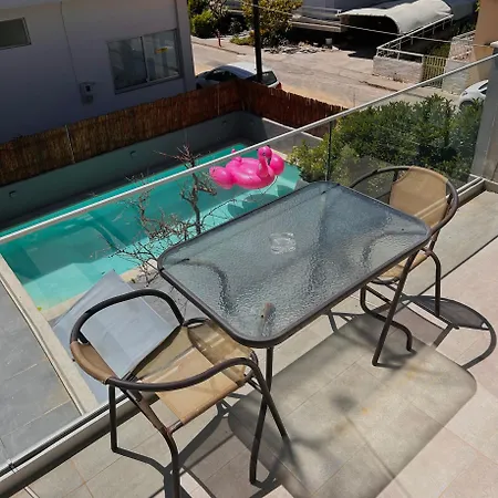 Cretesuites - Urban With Pool - 500m To The