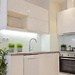 Cretesuites - Urban With Pool - 500m To The 아파트 *