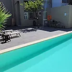 Cretesuites - Urban With Pool - 500m To The 레팀노