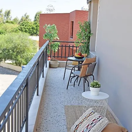 Lägenhet Cretesuites - Urban With Pool - 500m To The Rethymno