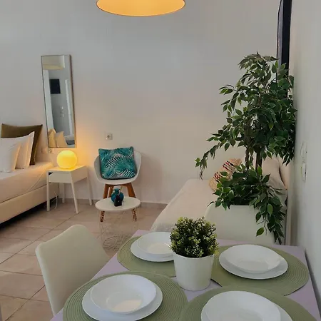 公寓 Cretesuites - Urban With Pool - 500m To The 罗希姆诺