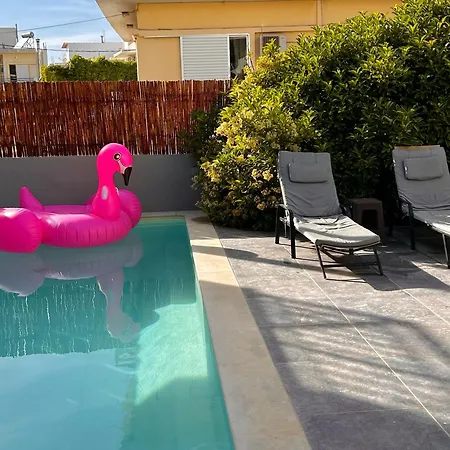 Apartmán Cretesuites - Urban With Pool - 500m To The