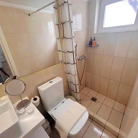 公寓 Cretesuites - Urban With Pool - 500m To The 罗希姆诺