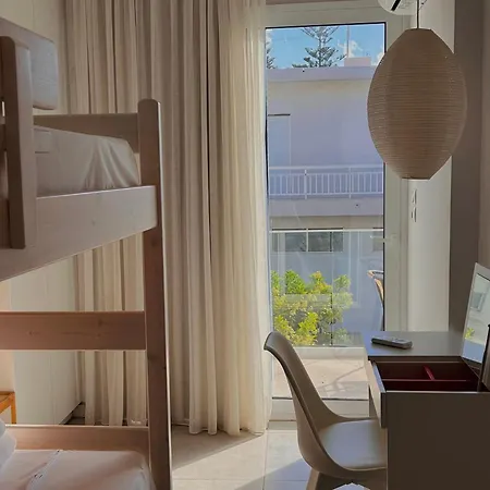 Cretesuites - Urban With Pool - 500m To The