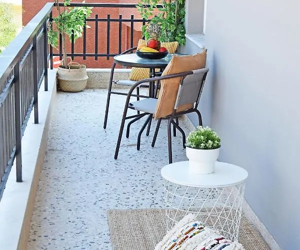 Апартаменты Cretesuites - Urban With Pool - 500m To The