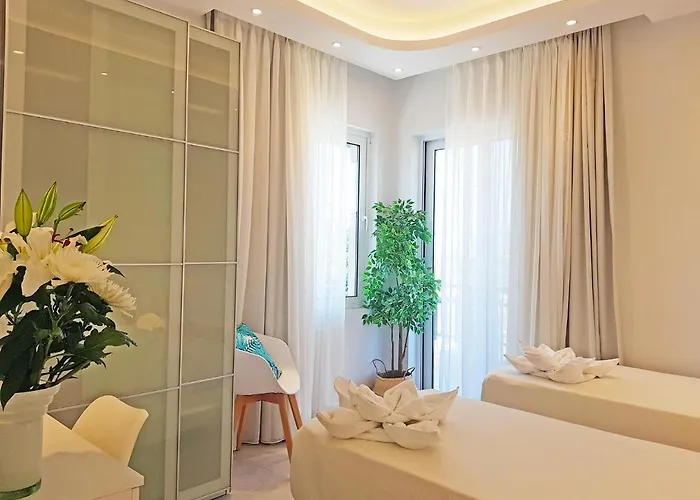 Cretesuites - Urban With Pool - 500m To The Апартаменты