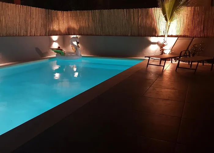 Cretesuites - Urban With Pool - 500m To The * Ретимно