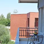 Cretesuites - Urban With Pool - 500m To The *