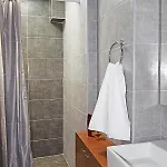 Cretesuites - Urban With Pool - 500m To The Apartman