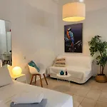 Cretesuites - Urban With Pool - 500m To The * Réthimno