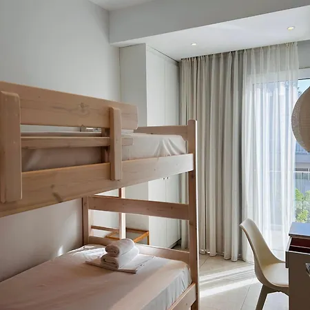 Cretesuites - Urban With Pool - 500m To The *